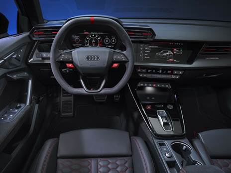 מעניין ממי הם לקחו את הרעיון של כפתורים אדומים וייעודיים על ההגה...