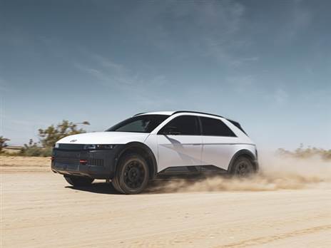 הנעה כפולה ו-325 כ"ס