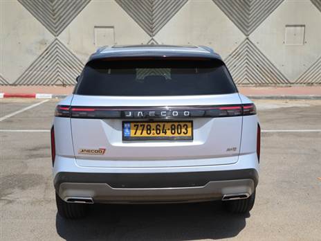 במשאל שערכנו ה-J7 כונה "מכונית שטח יפה"