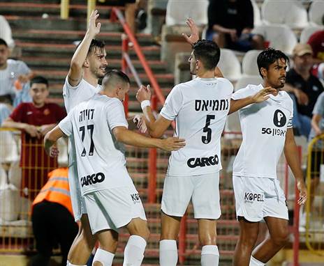 לאזטיץ` יכול להיות מרוצה (אלן שיבר)