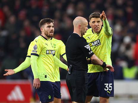 מעל 100 מיליון יורו על ניצחון. סאות`המפטון בדרך לירידה (GETTY)