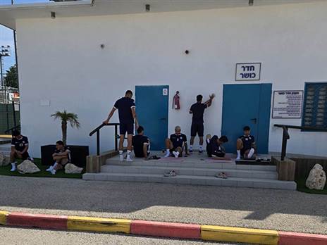 זה לא כל כך נעים לראות חדר כושר סגור