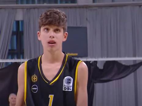 קלונצאריס הצעיר על קו העונשין