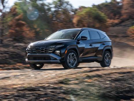 היברידי עם 230 כ“ס והנעה כפולה. ומה צריכת הדלק?