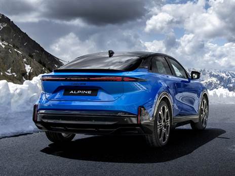 אלפין A390 - קרוסאובר קומפקטי בסגנון קופה