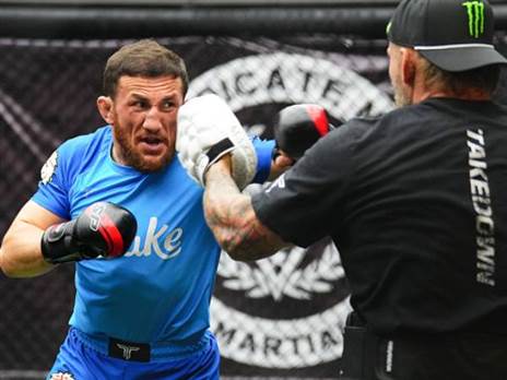 מתכונן להגנה נוספת על התואר. דבאלישווילי (GETTY)