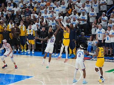 ממגנט את הכדור בקלאץ` (GETTY)