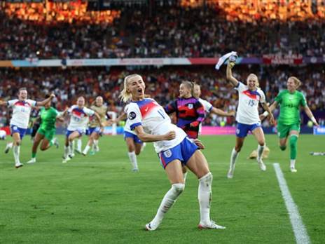 קלי. כבר מזמן הפכה לאגדה באנגליה (GETTY)