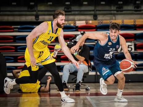 ריימן, הגיע בזמן (צילום: עודד קרני)