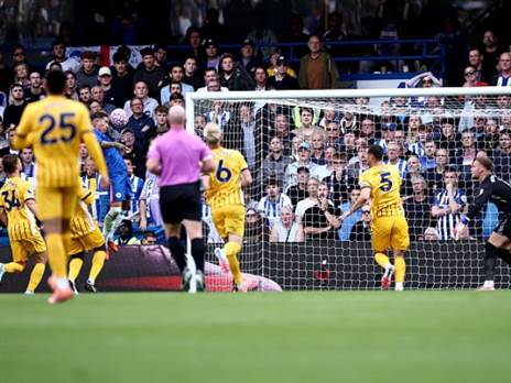 HENRY NICHOLLS/AFP via Getty Images