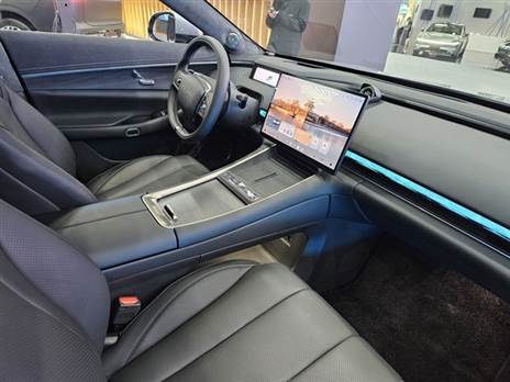 תאי נוסעים איכותיים ומאובזרים