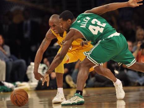 PAUL J. RICHARDS/AFP via Getty Images