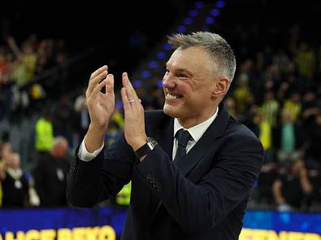 הרג אותה (לא) ברכות. שאראס (Photo by Christina Pahnke/Euroleague Basketball via Getty Images)