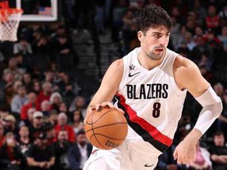 דני אבדיה והכוכב על המדים (GETTY)