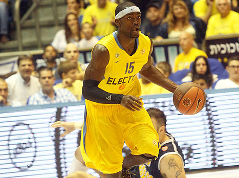 ישחק מול מכבי? פרקינס