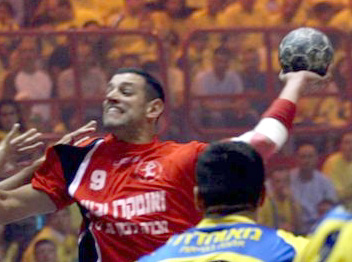 עידן מימון.הפועל ראשל"צ בקרב מסקרן