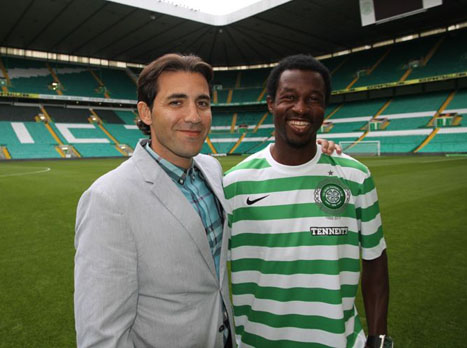 אבמרוז, סוכנו דודו דהאן, והמדים החדשים