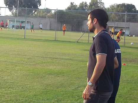 בן בסט. אורח מפתיע (צילום: דוברות הפועל חיפה)