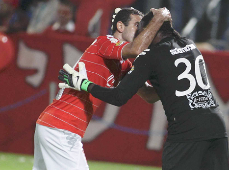 יודע למי להגיד תודה. באדיר (צילום: אלן שיבר)