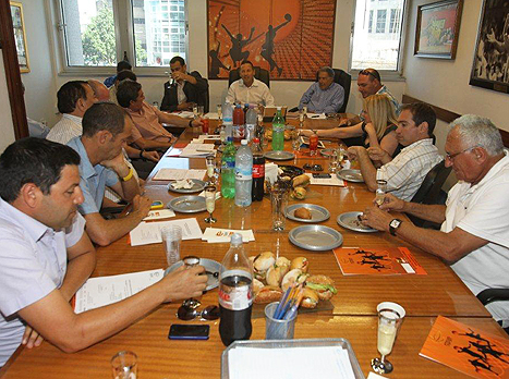 מה יחליט הדירקטוריון?