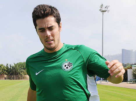 תמיר כהן. חוזר להרכב (צילום: האתר הרשמי של מכבי חיפה)