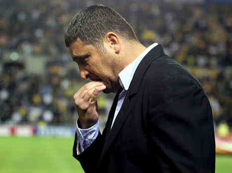 ינסה להתרכז בצד המקצועי בצל הבלאגן. נעים (אלן שיבר)