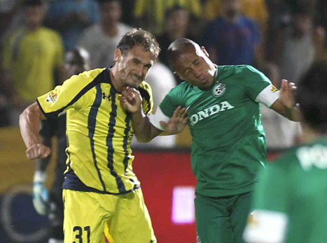 קרב ענק, אולי משחק אליפות