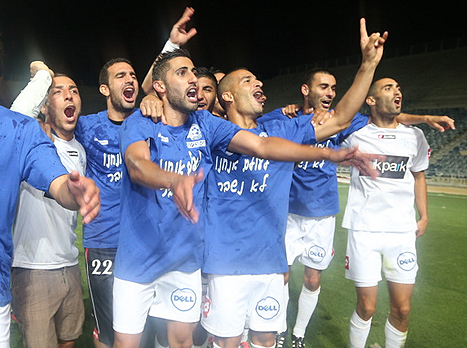 הלוזונים שוב על הבמה המרכזית (אלן שיבר)