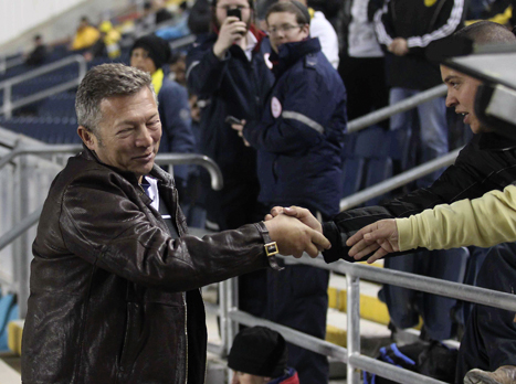 גאידמק. רוצה להישאר (אלן שיבר)