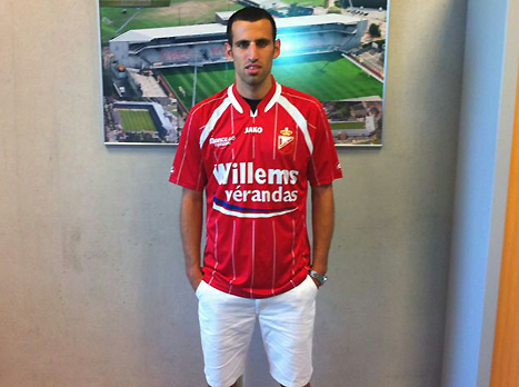 הפסיד עם מונס. שפונגין