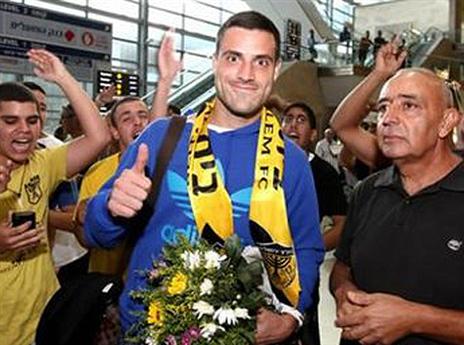 טונייס, מבסוט בישראל