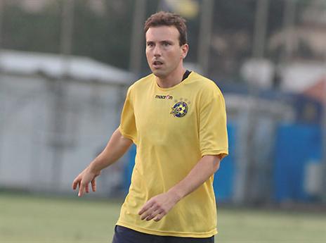 מאנה, עדיין סובל מכאבים (אלן שיבר)