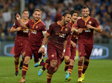 ברומא לא מפסיקים לחייך העונה