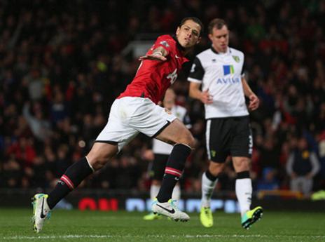 ואן פרסי ורוני נחו, הרננדס בא לעבוד (GETTYIMAGES)