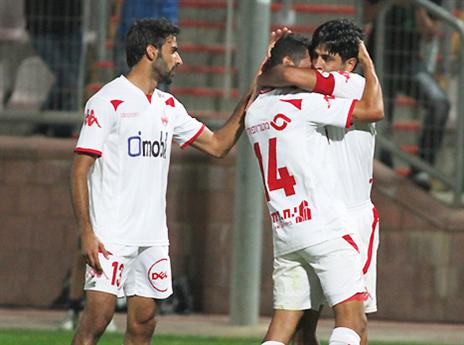 חגיגה ענקית של ב"ש (צילום: יוסי שקל)