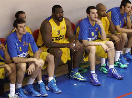 יש להם על מה לחשוב (כל התמונות: אלן שיבר)