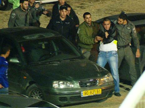 יש מתחים, אלימות ושנאה בין יהודים לערבים