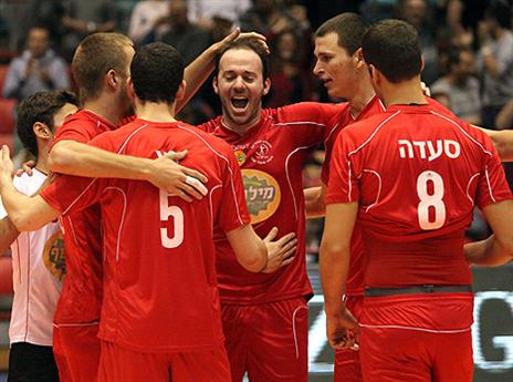 ממשיכים להסתכל על כולם מלמעלה (צילום: דוד סילברמן, איגוד הכדורעף)