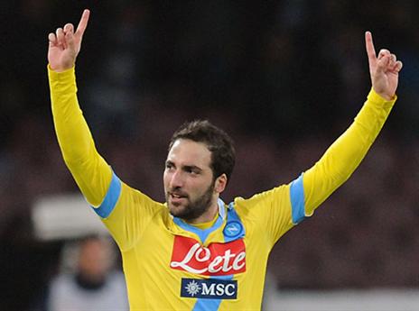 חגג לנגד עיניו של דייגו. היגוואין (gettyimages)