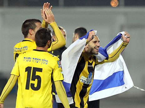 התגובה המנוגדת של קפילוטו