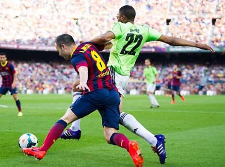 גם אינייסטה נראה טוב פתאום