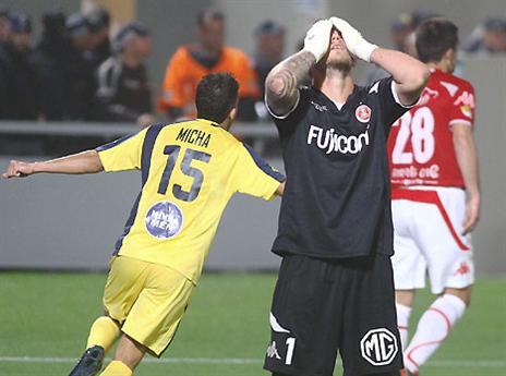 גם לו זה לא קל. קליימן (אלן שיבר)