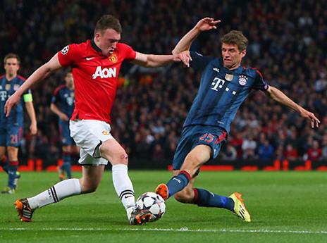 ג'ונס עשה שעות נוספות (GETTYIMAGES)