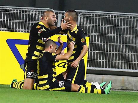 לנו יש הרגשה שיהיו שמפניות (אלן שיבר)