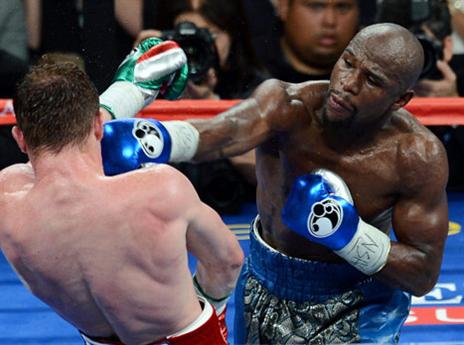 מייוות'ר. גם שרירים, גם שטרות (gettyimages)