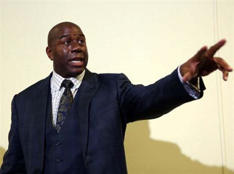 רק רחמים על סטרלינג. מג'יק (gettyimages)