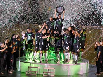 חוגגים אליפות