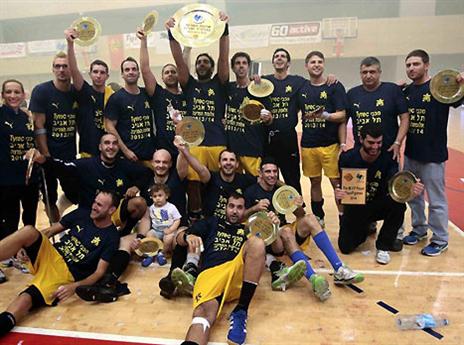 אכן, אליפות היסטורית