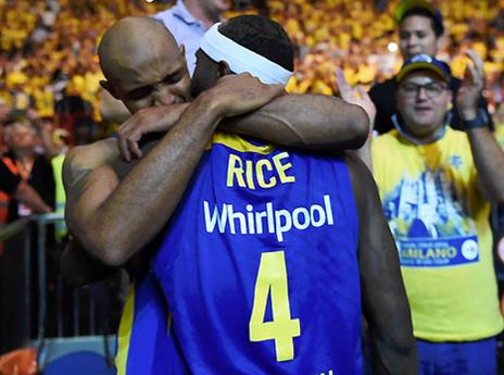 דמעות של אלופים (GETTYIMAGES)