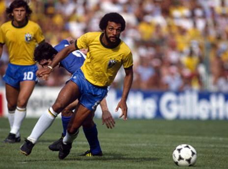 ג'וניור, אשף עם הכדור (gettyimages)